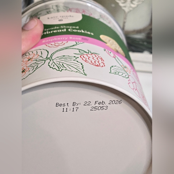 Kate Spade Raspberry Cookies - Picture 4 of 4